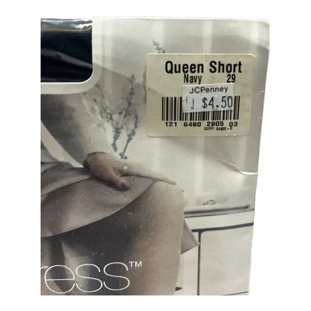 Vintage JCPenney Pantyhose Sheer Caress Sandalfoot Queen Short Navy Blue 1 Pair